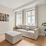 Scandinavian Luxury In Bergen's Finest Street *