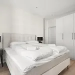 Scandinavian Luxury In Bergen's Finest Street Apartment *