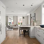 Scandinavian Luxury In Bergen's Finest Street Apartment