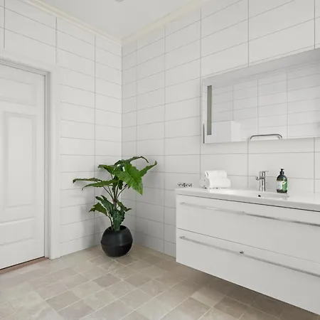 Scandinavian Luxury In Bergen's Finest Street *