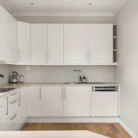 Scandinavian Luxury In Bergen's Finest Street *