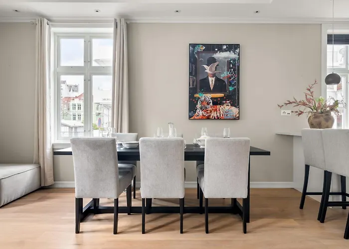 Scandinavian Luxury In Bergen's Finest Street דירה ברגן